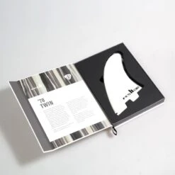 FCS II MR Mark Richards 3 Fin Set Limited Edition Box Set 12 FCS II MR Mark Richards 3 Fin Set Limited Edition Box Set -Surf Gear Shop fcsmrset15 73918