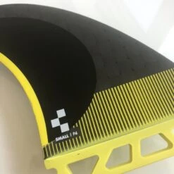 Futures Fins P4 Blackstix Pivot Thruster Fins Small 9 Futures Fins P4 Blackstix Pivot Thruster Fins Small -Surf Gear Shop img3975 98273